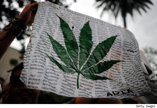 leaf on paper legalize